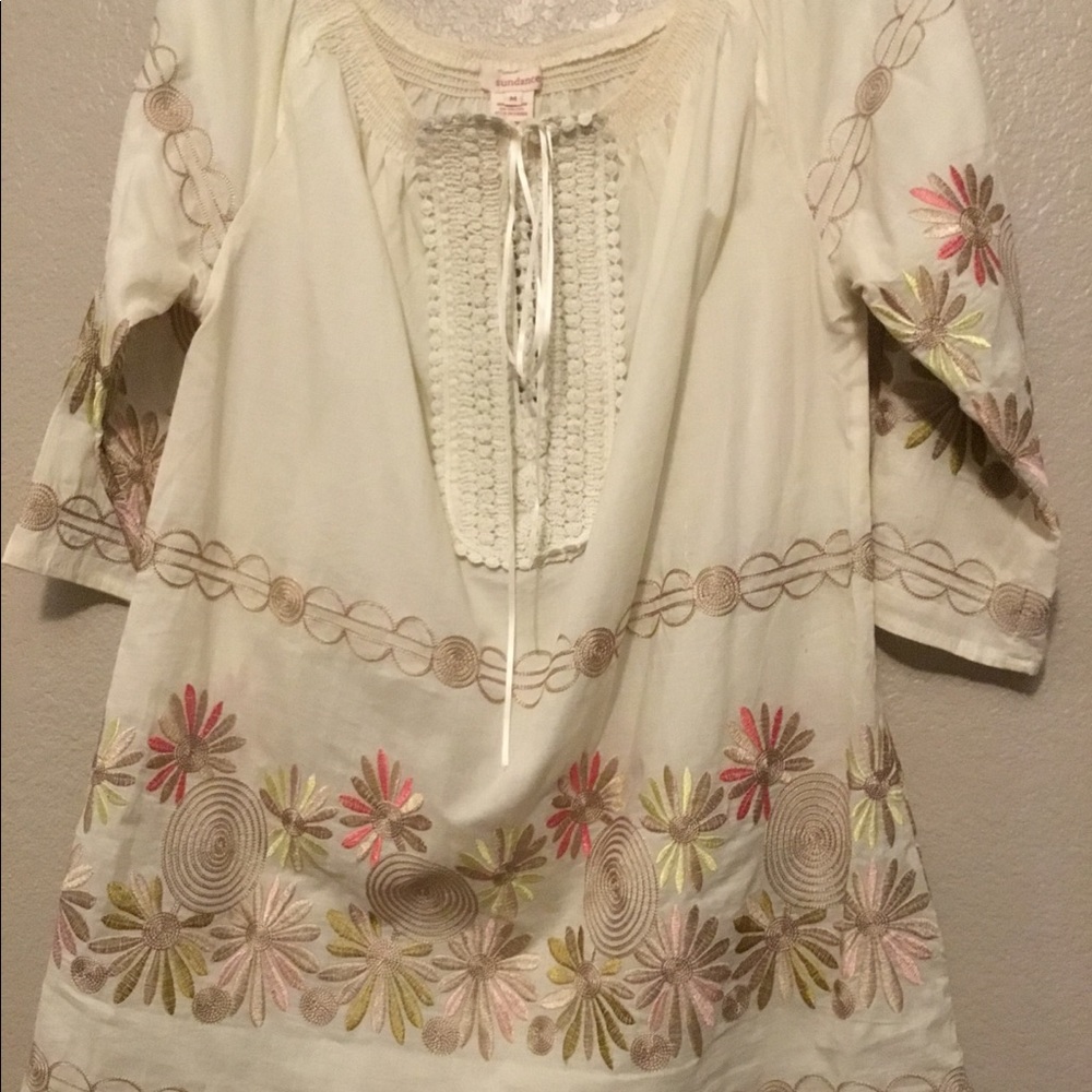 Sundance embroideredTop